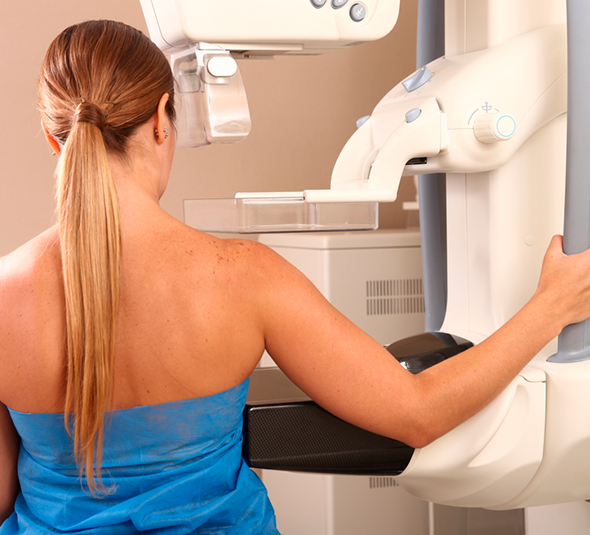 A importância da mamografia na rotina da mulher moderna